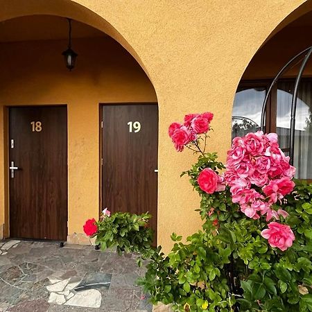 Hotel U Grubego Wielogora Exterior photo